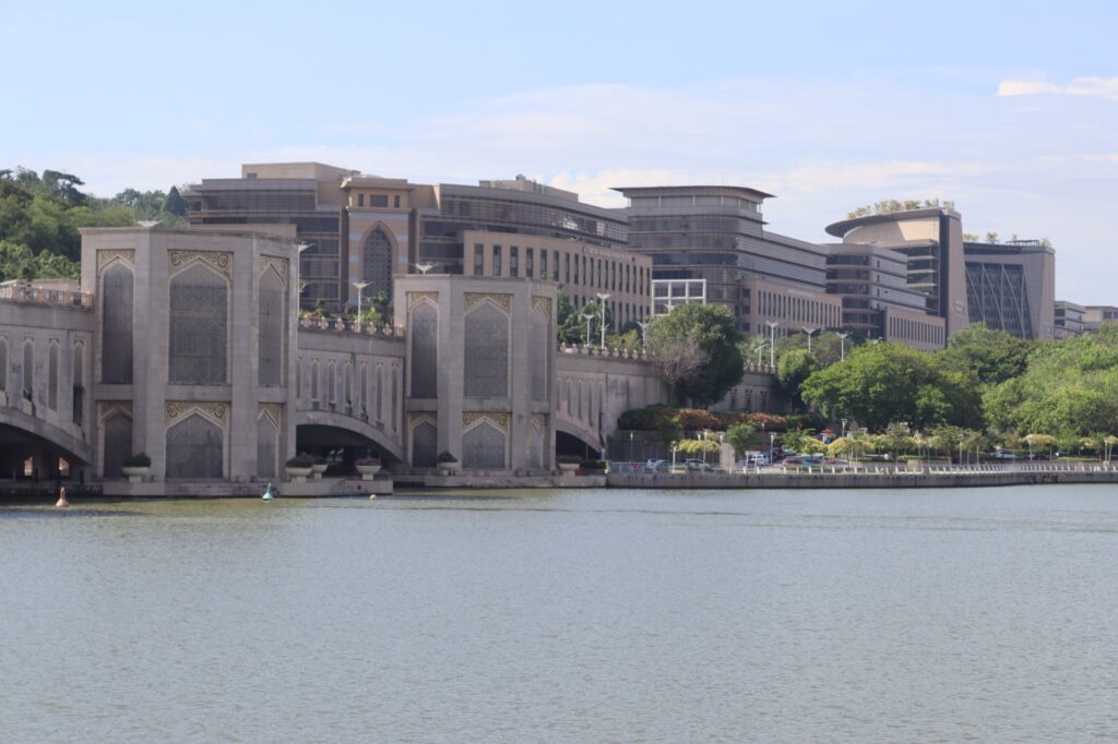 PHOTO AT PUTRAJAYA